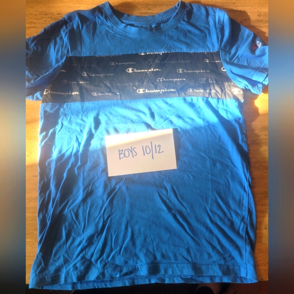 Champion brand boys medium tee